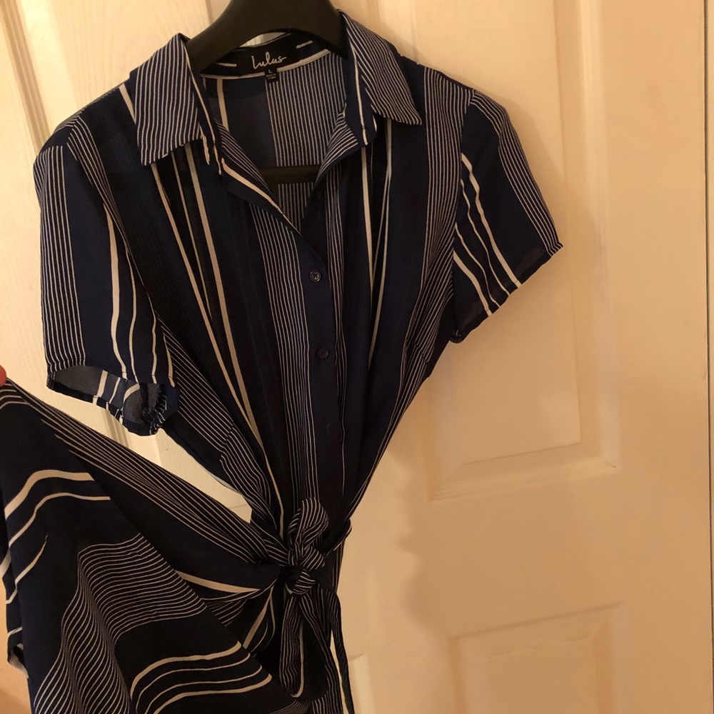 Lulus blue striped button dress